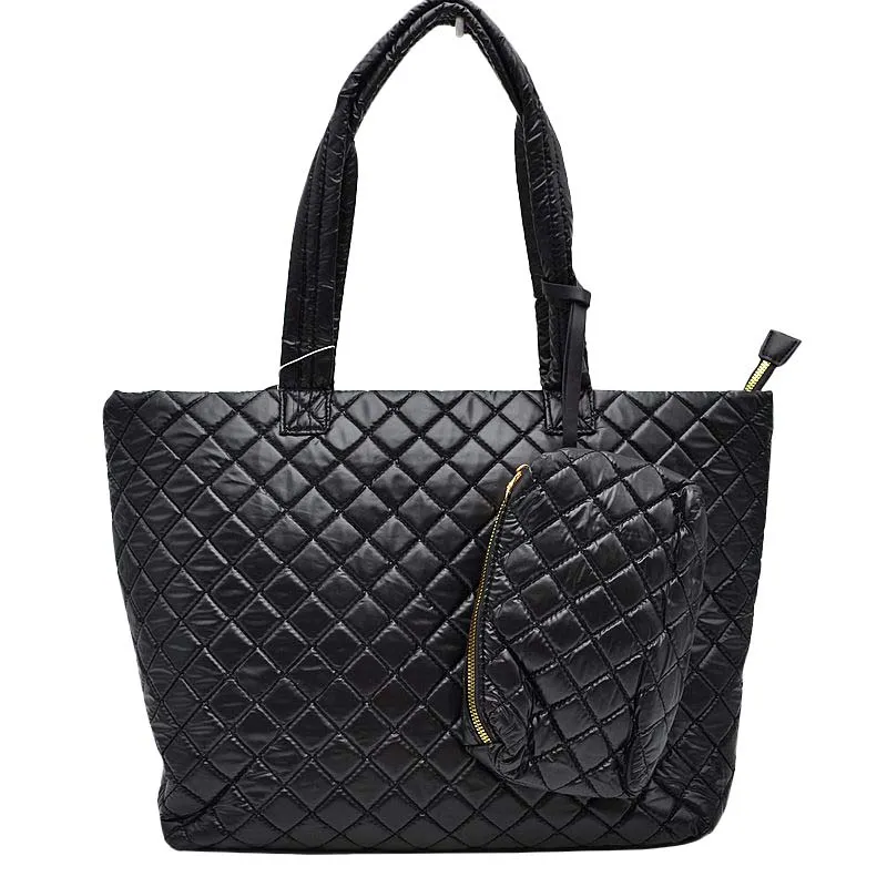 2 N 1 Large Quilted Zipper Tote With Pouch