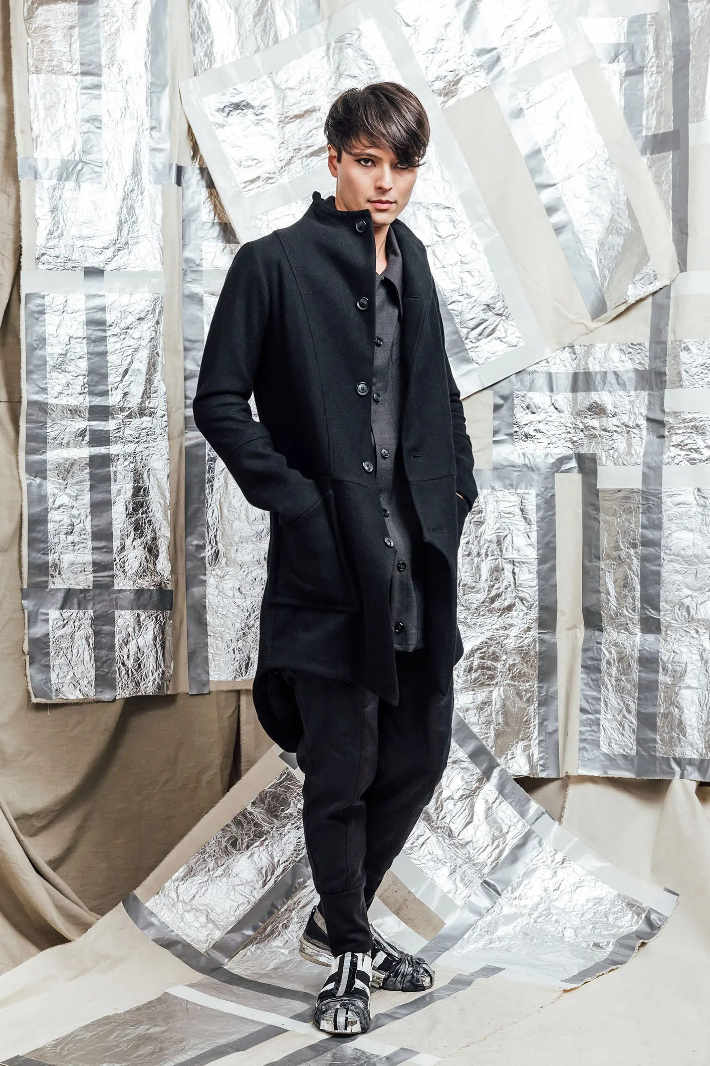 AW23 EILIAN TAILORED WOOL COAT - OBSIDIAN