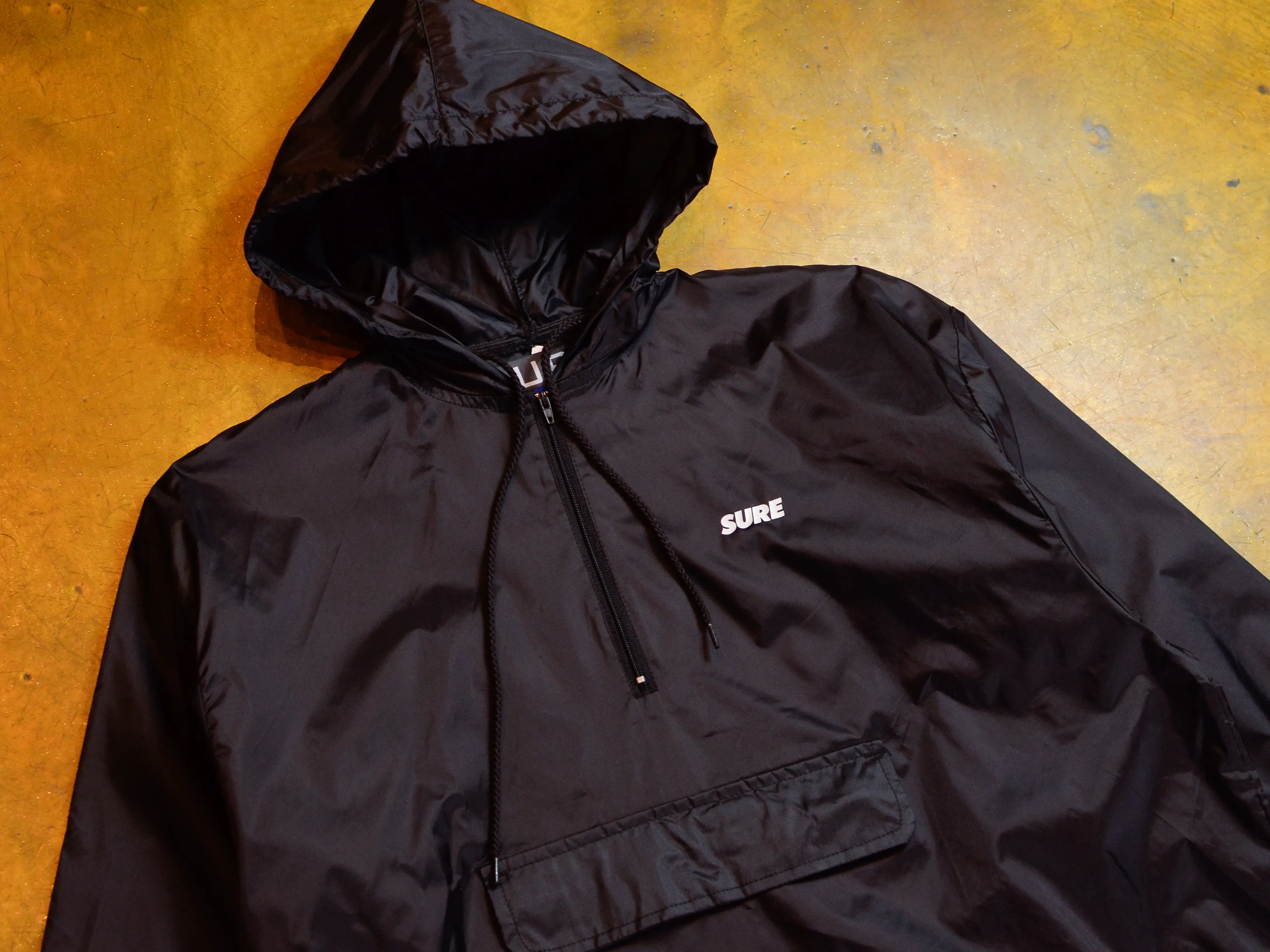 Banner Zip Windbreaker Jacket - Black