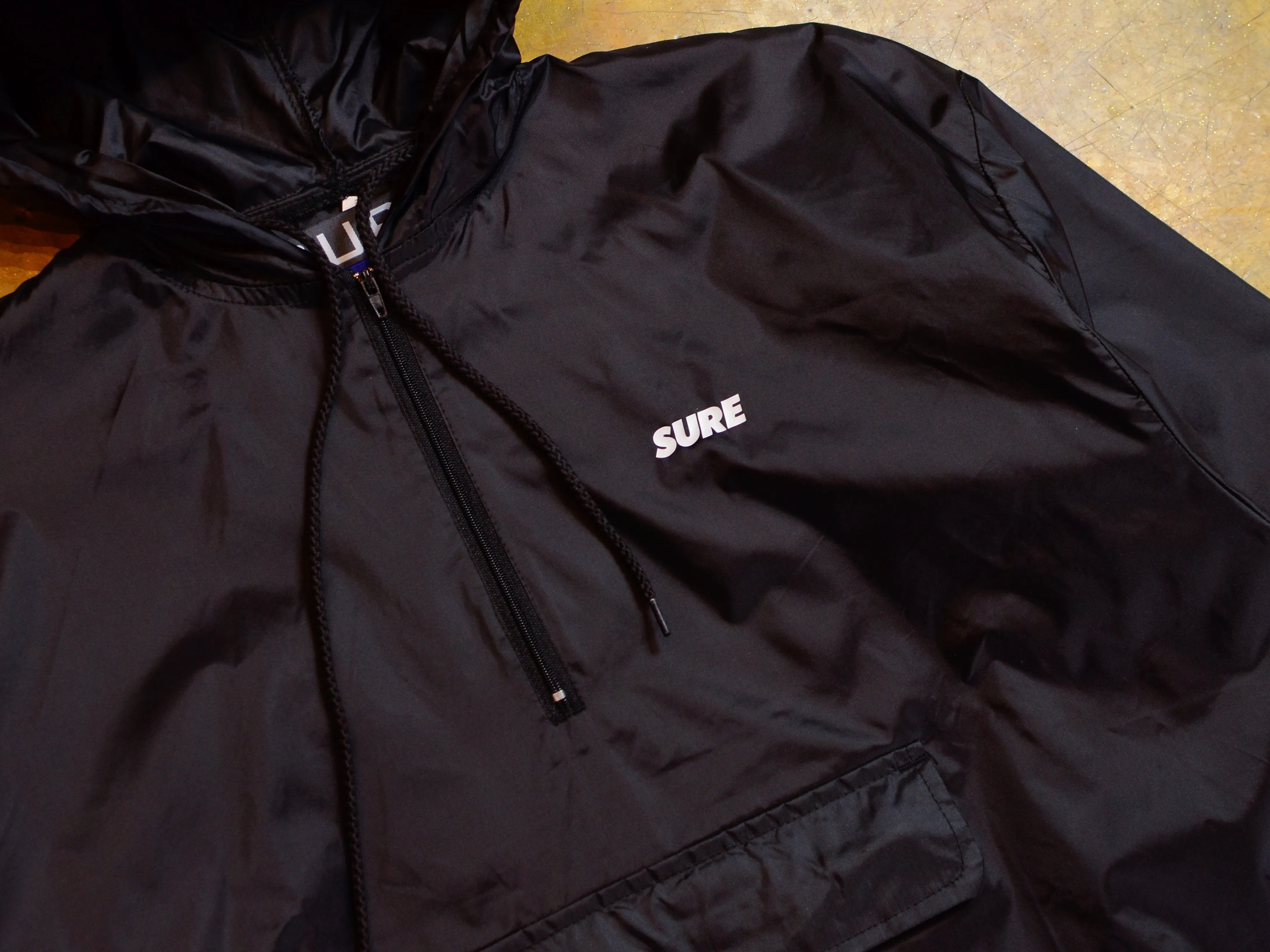 Banner Zip Windbreaker Jacket - Black