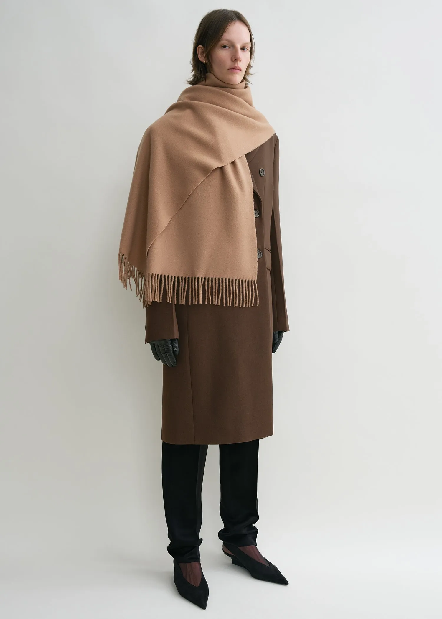 Classic wool scarf camel