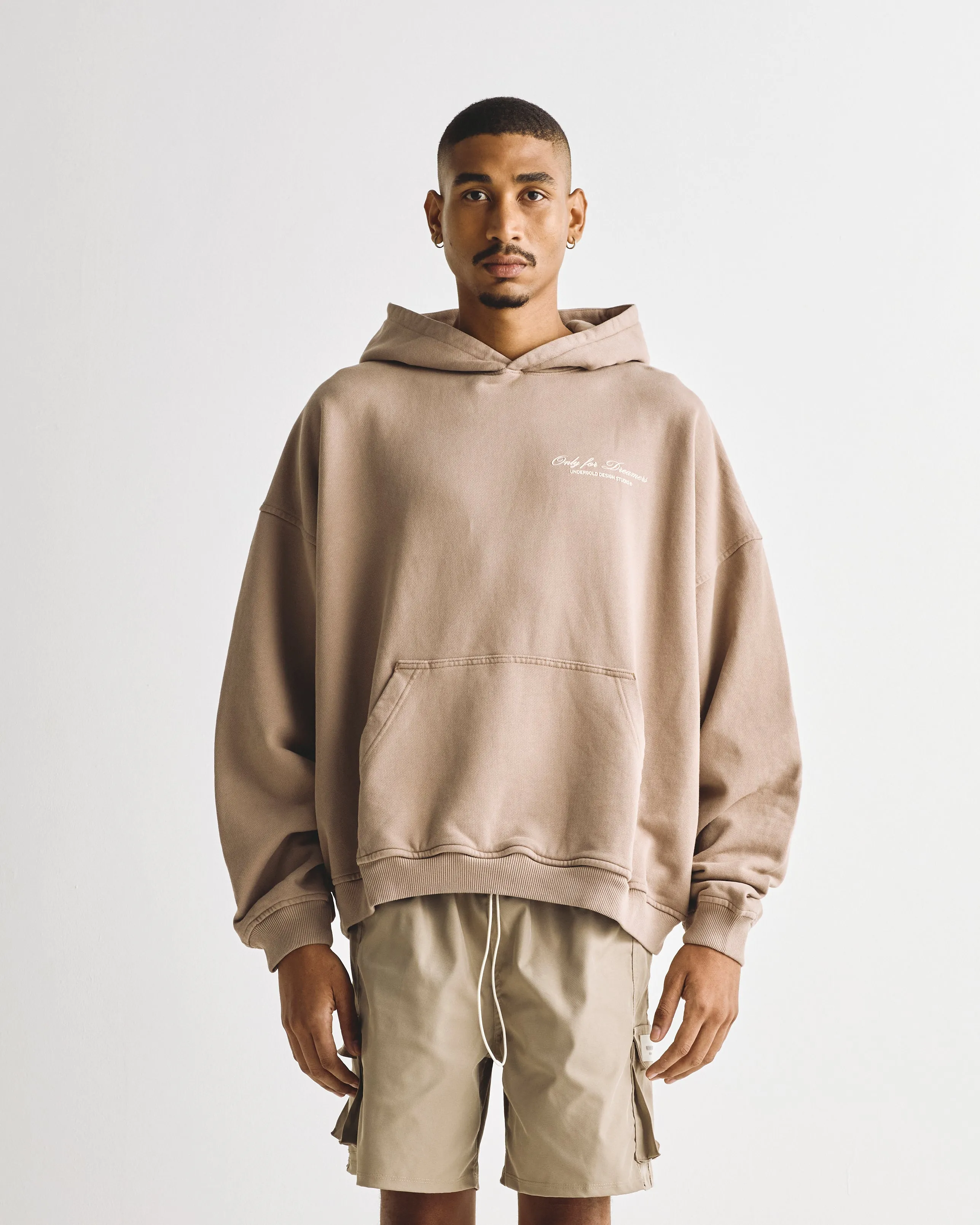 Dreamers Basic Hoodie Brown