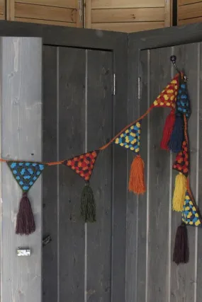 Knitted Garland Decoration-Multi