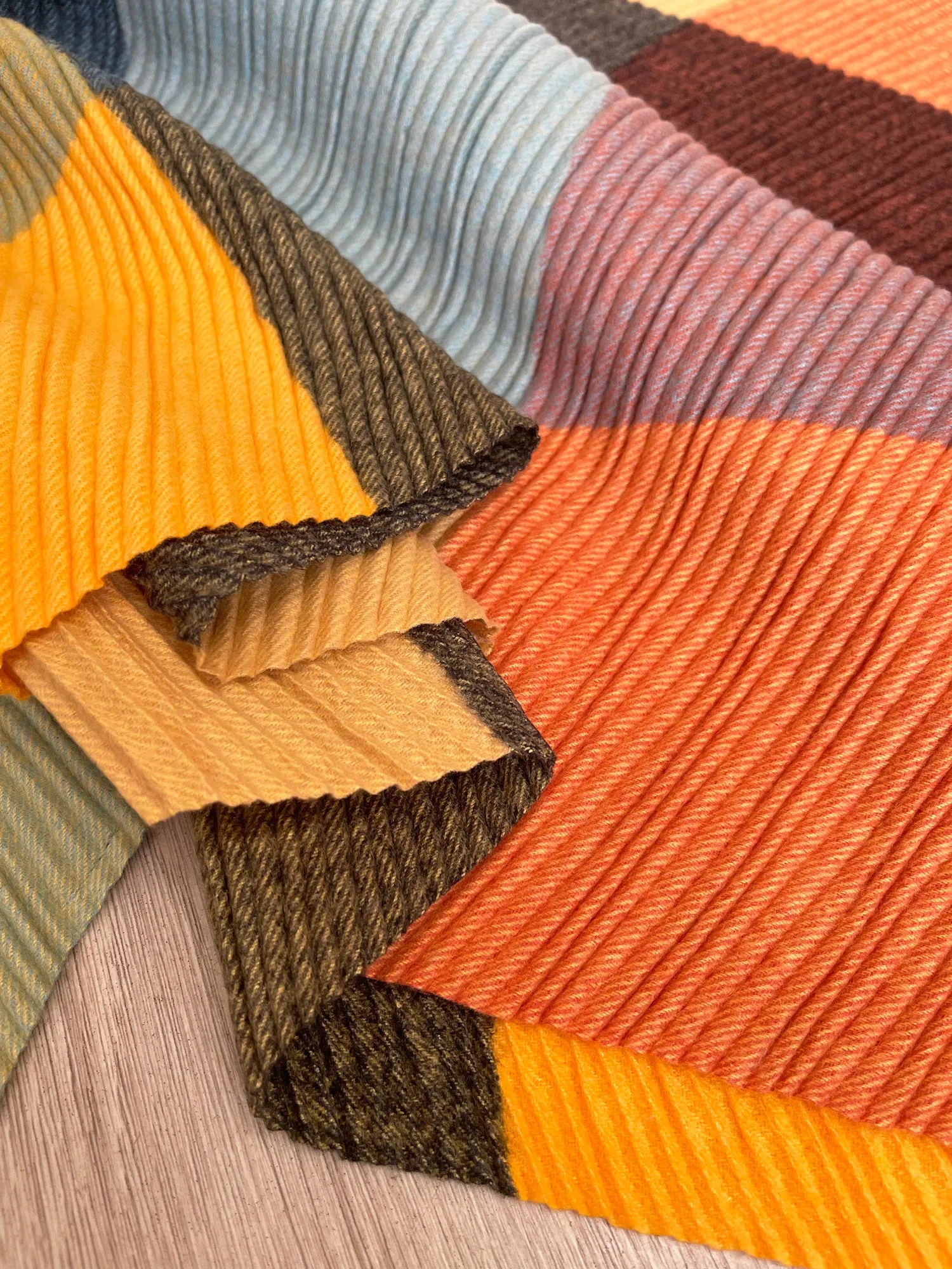 LONG ORANGE CRINKLE MULTICOLOUR WOOL MIX COLOUR BLOCK CHECK SCARF