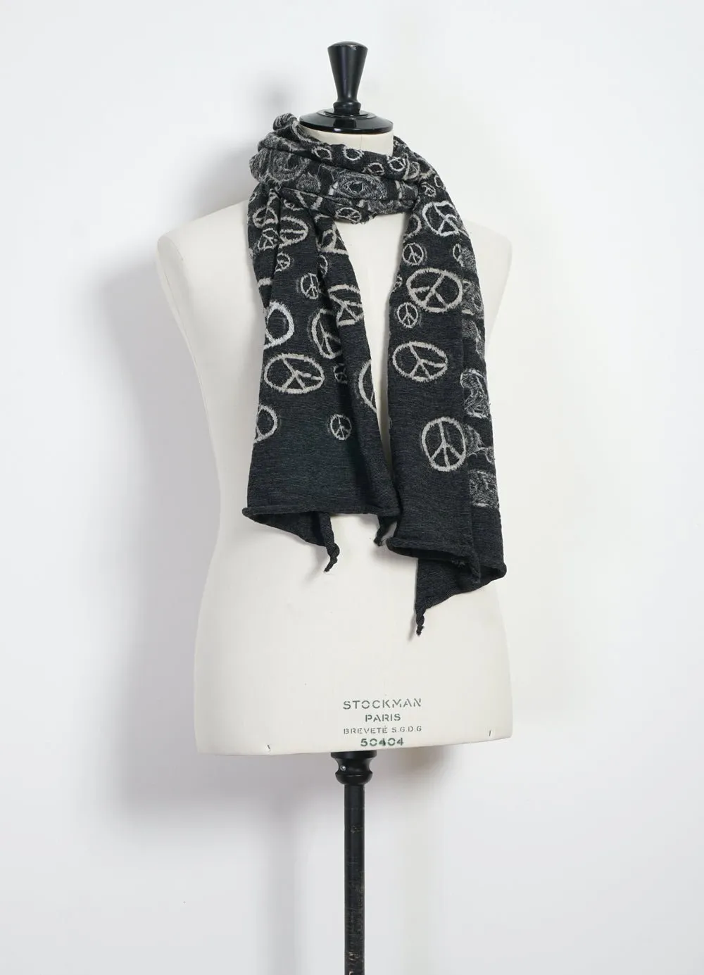 PEACE | Compressed Wool Scarf | Black