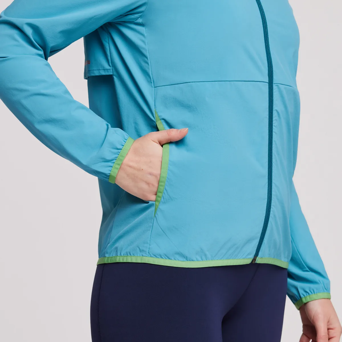 Vuelta Performance Windbreaker Jacket - Women's