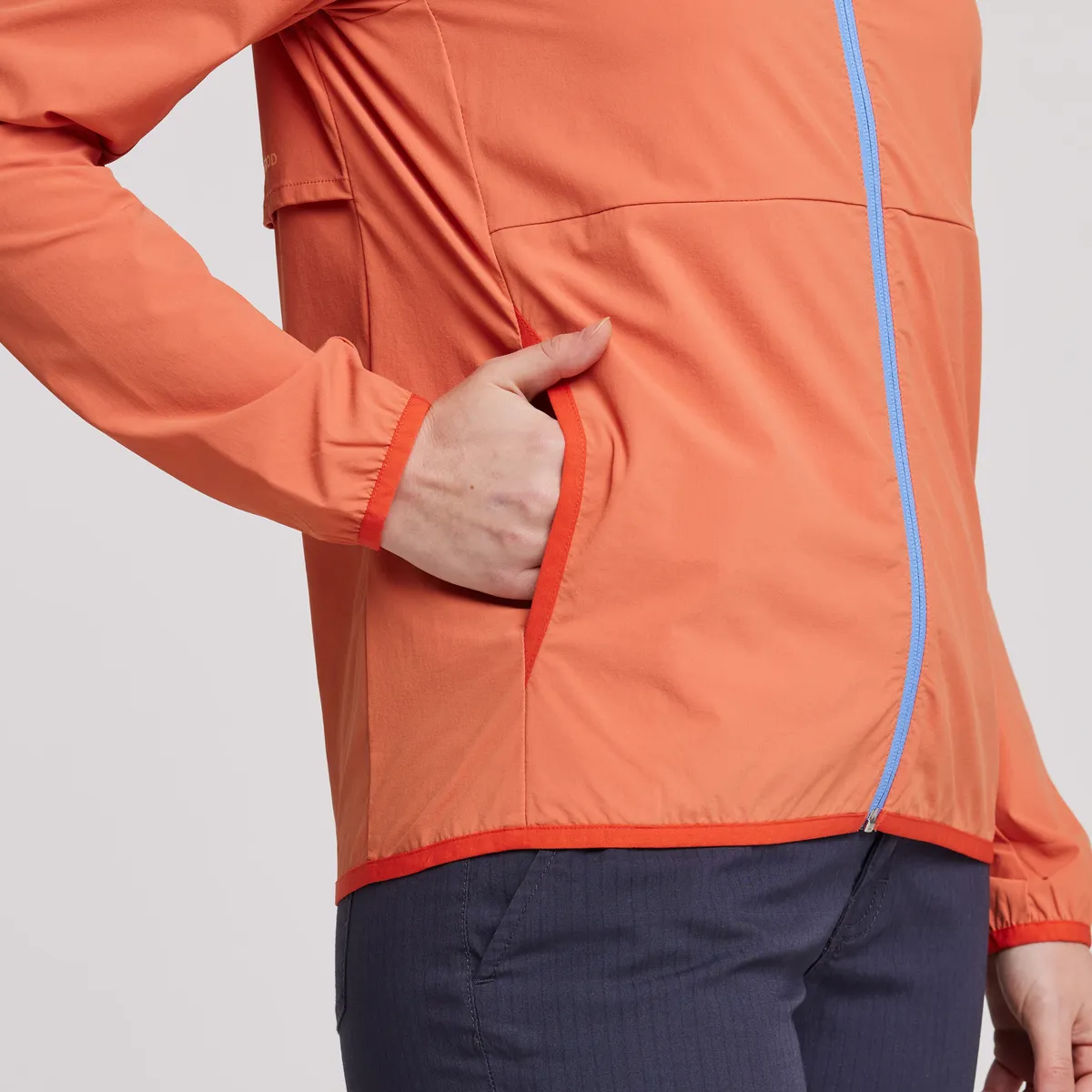 Vuelta Performance Windbreaker Jacket - Women's