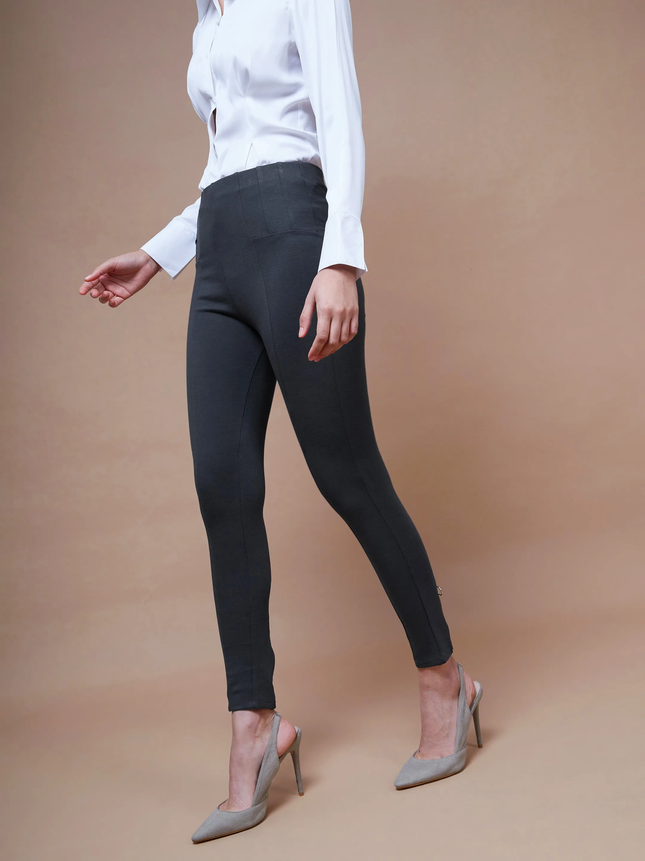 Women Grey Bottom Zipper Jeggings